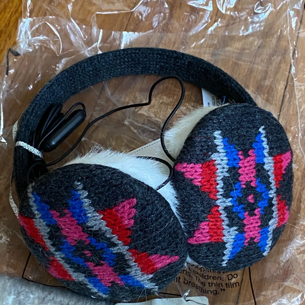 American Eagle Headphone Earmuffs NWT